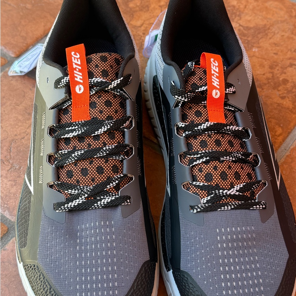 Hi-Tec Men's Gray and Black Athletic Shoes